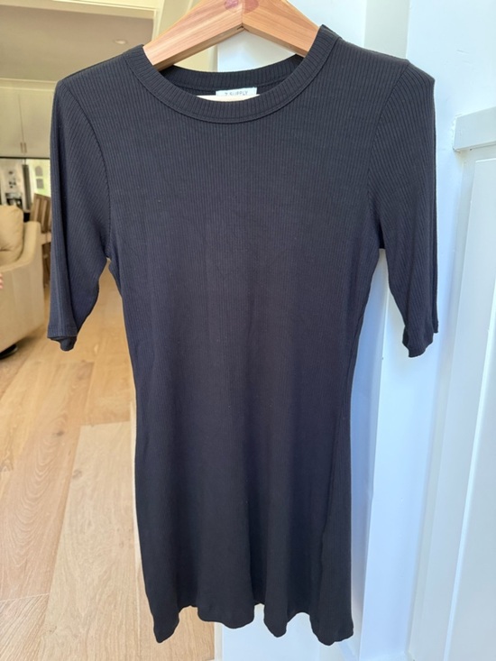 Z Supply Dresses & Skirts - Z Supply Black Ribbed Crewneck Mini Dress